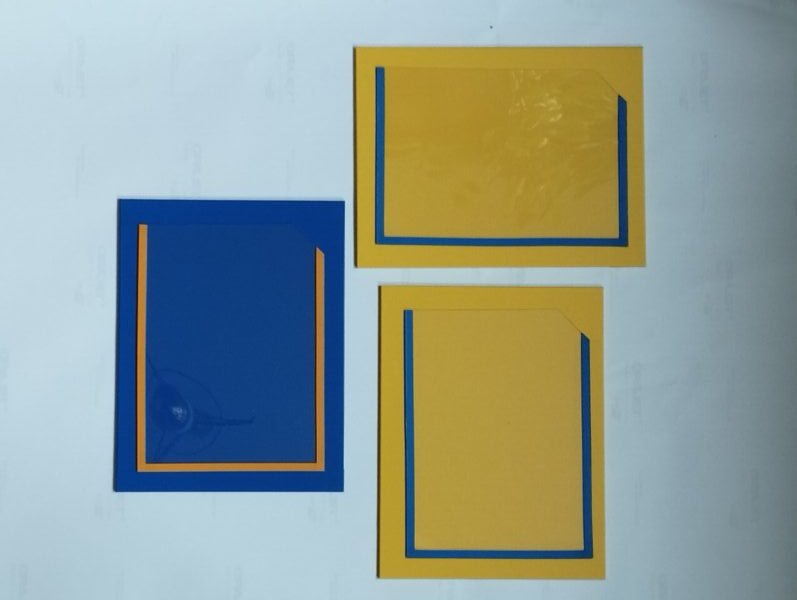 Кармани для стендів